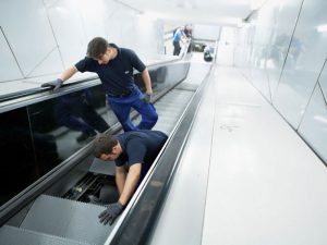 سرویس و نگهداری پله برقی