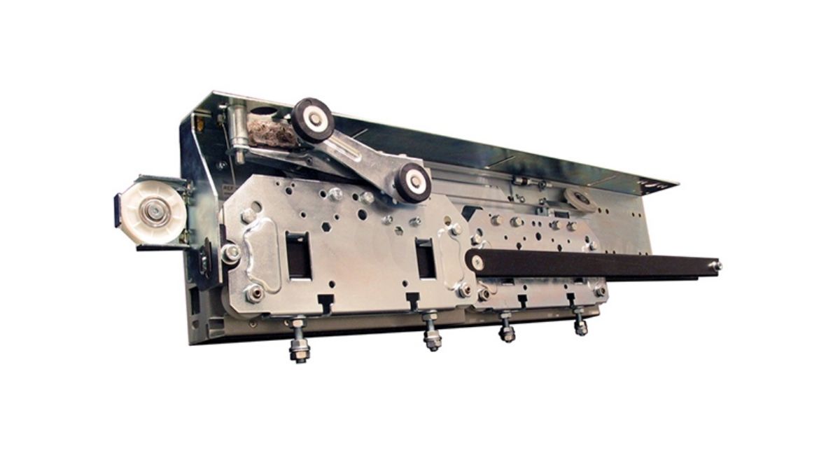 نحوه تعویض تسمه درب آسانسور