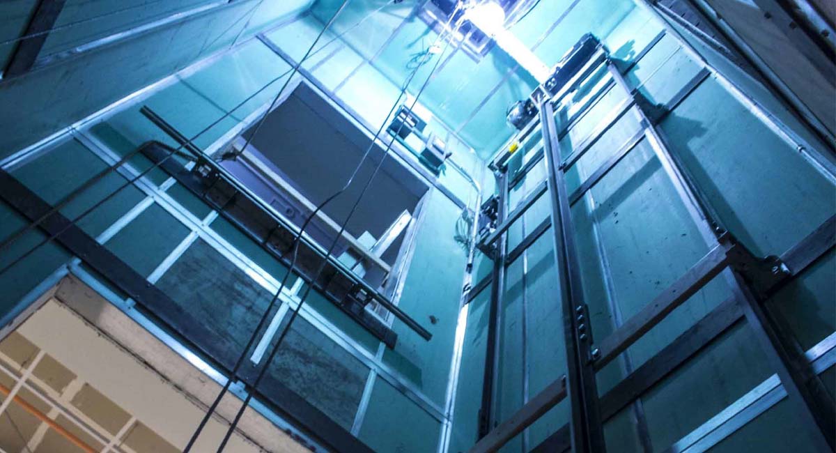 روغن کاری ریل آسانسور